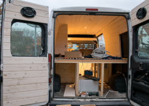 23 Camper Van Ausbau. Fenster einbauen.-Ideen